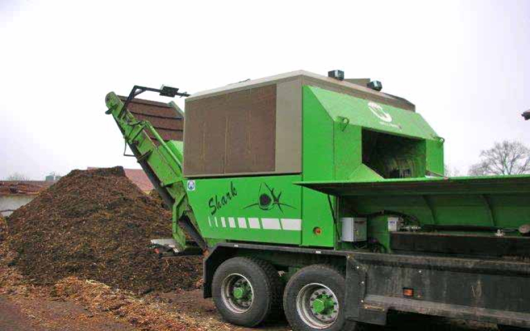 Trituración de madera y residuos verdes